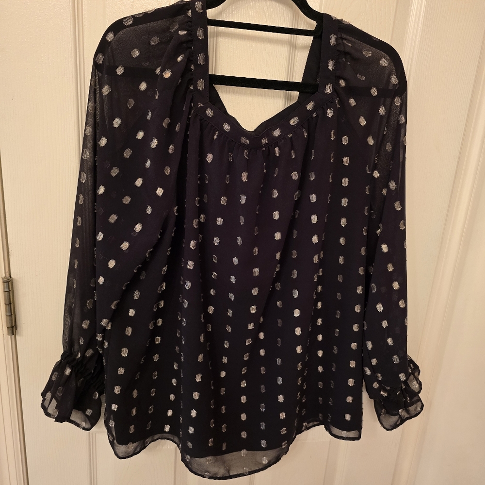 Talbots Women's long sleeve blouse Black and Gold size XL
